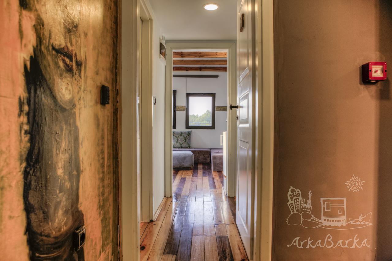 Arkabarka 2- Floating Dream Rooms And Apartments Belgrado Exterior foto